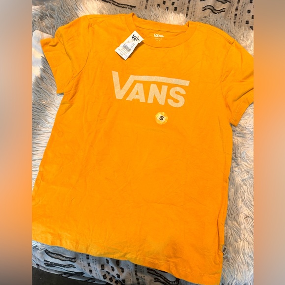 Vans Tops - Vans cotton golden tee